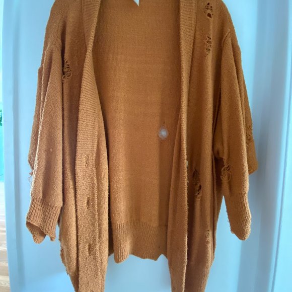 Forever 21 Distressed Cardigan - Picture 3 of 5